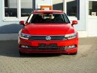 Gebraucht VW Passat Comfortline 120 PS (88 kW) 2018 Rot Kombi