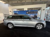 Gebraucht VW Passat Elegance 190 PS (139 kW) 2022 Silber metallic Kombi