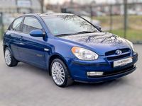 Gebraucht Hyundai Accent 97 PS (71 kW) 2006 Blau Kleinwagen