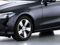 Gebraucht Mercedes C220 Avantgarde 200 PS (147 kW) 2023 Schwarz Kombi