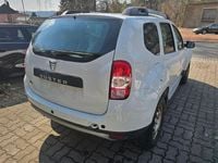 Gebraucht Dacia Duster Lauréate 105 PS (77 kW) 2015 Weiß SUV