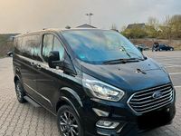 Gebraucht Ford Tourneo Titanium 185 PS (136 kW) 2021 Schwarz Van / Kleinbus