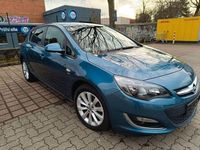 Gebraucht Opel Astra Active 116 PS (85 kW) 2013 Blau Limousine