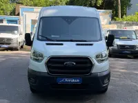 Gebraucht Ford Transit Trend 131 PS (96 kW) 2021 Weiß Van / Kleinbus