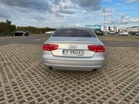 Gebraucht Audi A8 250 PS (183 kW) 2012 Grau Limousine