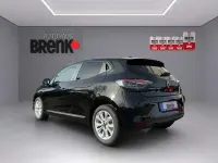 Neu Renault Clio V 91 PS (66 kW) 2025 Schwarz Limousine