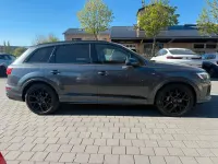 Usado Audi Q7 S-Line 286 HP (210 kW) 2026 Cinzento SUV