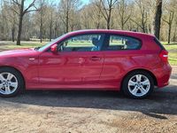 Gebraucht BMW 116 Advantage 122 PS (89 kW) 2011 Rot Kleinwagen