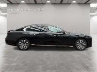 Gebraucht BMW 750e 313 PS (230 kW) 2023 Schwarz Limousine