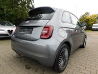 gebraucht Fiat 500e ICON 42kWh NAVI WINTER KOMFORTPAKET ALLWETTER