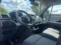 Gebraucht Renault Master 135 PS (99 kW) 2020 Mineralweiß Van / Kleinbus