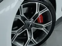 Gebraucht Kia Stinger GT 370 PS (272 kW) 2019 Weiß Kleinwagen