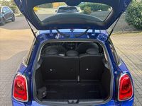 Gebraucht Mini ONE Classic 102 PS (75 kW) 2021 Blau Kleinwagen