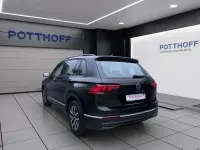 Gebraucht VW Tiguan Life 150 PS (110 kW) 2023 Schwarz SUV