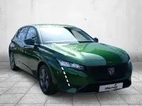 Gebraucht Peugeot 308 Active 131 PS (96 kW) 2024 Olivine grün Limousine