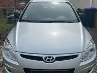 Gebraucht Hyundai i30 Style 126 PS (92 kW) 2009 Silber Kombi