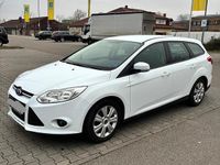 Gebraucht Ford Focus Trend 116 PS (85 kW) 2012 Weiß Kombi