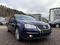 Gebraucht VW Jetta Freestyle 122 PS (89 kW) 2009 Shadow blue metallic Limousine