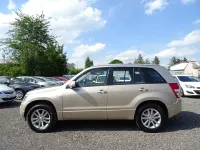 Gebraucht Suzuki Grand Vitara Club 140 PS (102 kW) 2009 Beige SUV