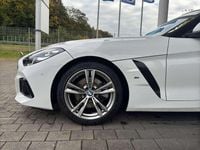 Gebraucht BMW Z4 Sport Line 197 PS (144 kW) 2023 Alpinweiss uni Cabrio
