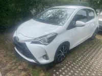 Gebraucht Toyota Yaris Team 111 PS (81 kW) 2018 Weiß Limousine