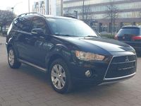 Gebraucht Mitsubishi Outlander Instyle 177 PS (130 kW) 2012 Pantherschwarz (p) SUV
