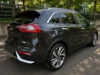Gebraucht Kia Niro Spirit 141 PS (103 kW) 2017 Braun SUV