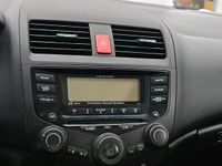 Gebraucht Honda Accord Executive 140 PS (102 kW) 2004 Blau Limousine