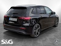 Gebraucht Mercedes B200 Progressive 163 PS (119 kW) 2025 Metalliclack kosmosschwarz Van / Kleinbus
