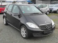 Gebraucht Mercedes A160 95 PS (69 kW) 2011 Nachtschwarz Kleinwagen