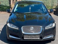 Second-hand Jaguar XF 200 CP (147 kW) 2012 Negru Berlinǎ