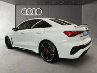 Gebraucht Audi RS3 Ambiente 400 PS (294 kW) 2022 Gletscherweiß metallic/gletsch Limousine