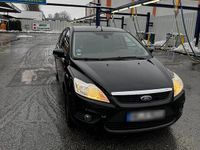 Gebraucht Ford Focus 101 PS (74 kW) 2012 Schwarz Kleinwagen