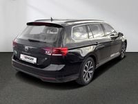 Gebraucht VW Passat Business 150 PS (110 kW) 2024 Kombi