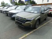 Neu Subaru Forester 136 PS (100 kW) 2026 Schwarz SUV