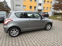 Gebraucht Suzuki Swift 94 PS (69 kW) 2012 Grau Kleinwagen