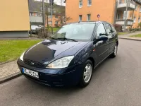 Gebraucht Ford Focus 100 PS (73 kW) 2003 Blau Limousine