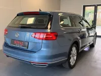 Gebraucht VW Passat Highline 190 PS (139 kW) 2018 Blau Kombi