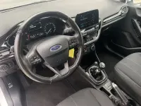 Gebraucht Ford Fiesta Cool & Connect 101 PS (74 kW) 2018 Weiß Limousine