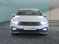 Gebraucht VW Passat R-line 200 PS (147 kW) 2024 Weiß Kombi