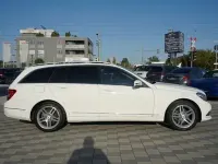 Gebraucht Mercedes C180 156 PS (114 kW) 2013 Weiß Limousine