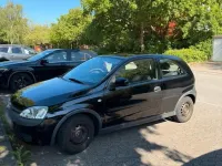 Gebraucht Opel Corsa 58 PS (42 kW) 2003 Schwarz Kleinwagen