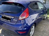 Gebraucht Ford Fiesta Titanium 82 PS (60 kW) 2013 Blau Kleinwagen
