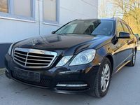 Gebraucht Mercedes E220 Avantgarde 170 PS (125 kW) 2012 Schwarz Kombi
