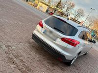 Gebraucht Ford Focus 120 PS (88 kW) 2017 Grau Kombi