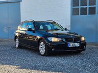 Gebraucht BMW 318 Advantage 122 PS (89 kW) 2007 Schwarz Kombi