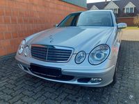 Gebraucht Mercedes E220 150 PS (110 kW) 2005 Silber Limousine