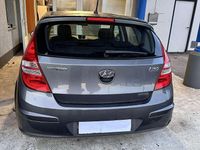 Gebraucht Hyundai i30 116 PS (85 kW) 2009 Grau Kombi