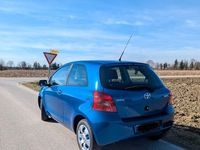 Gebraucht Toyota Yaris Cool 69 PS (50 kW) 2007 Blau Kleinwagen