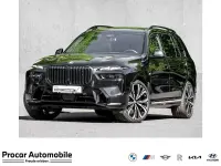 Gebraucht BMW X7 M Sport 352 PS (258 kW) 2023 Schwarz SUV